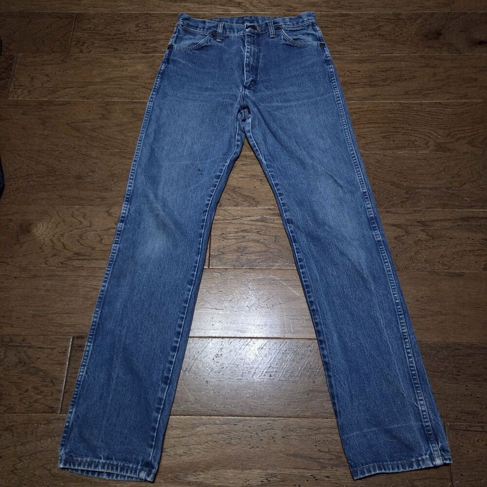 Vtg Wrangler Jeans Men 30x36 Made in USA Medium Wash 13MWZ Cotton Cowboy Cut